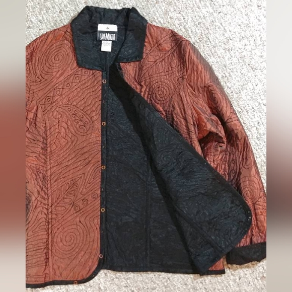 Yak Magik embroidered silk jacket - Picture 7 of 9